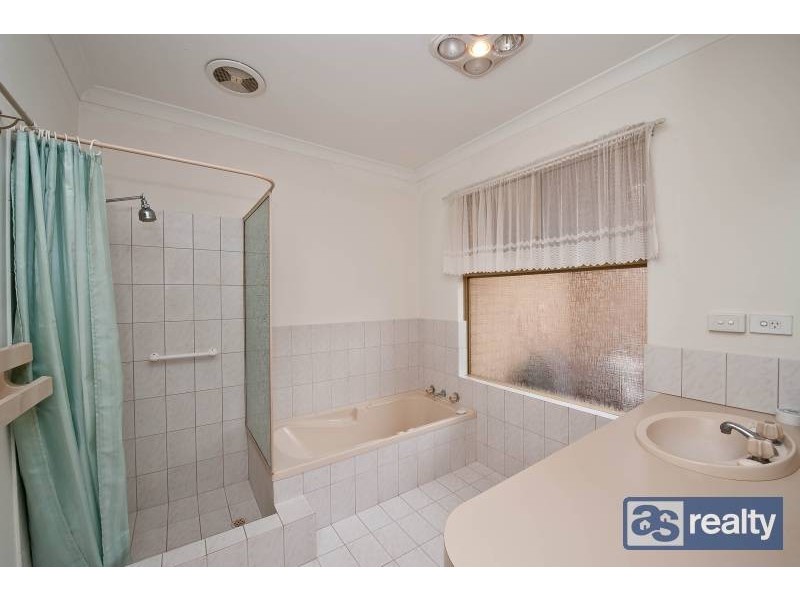 A/33 Chester Ave, Dianella WA 6059