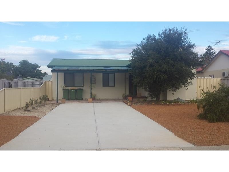 9 Priestley Street, Embleton WA 6062