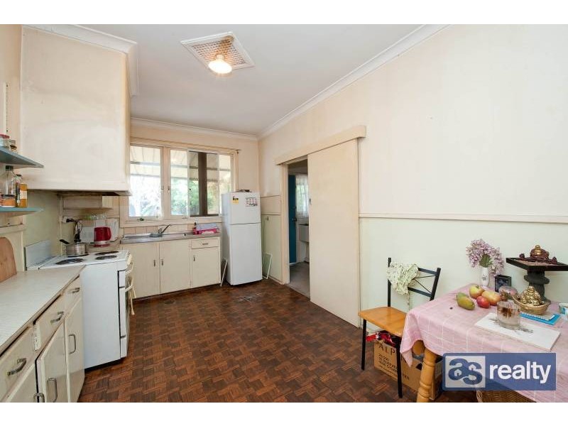 117 Collier Road, Embleton WA 6062