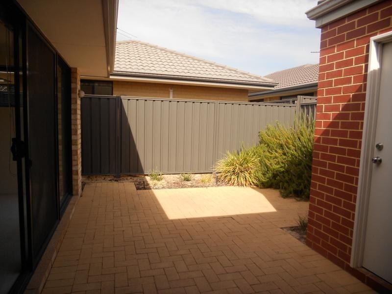 9 Scaddan Street, Bassendean WA 6054