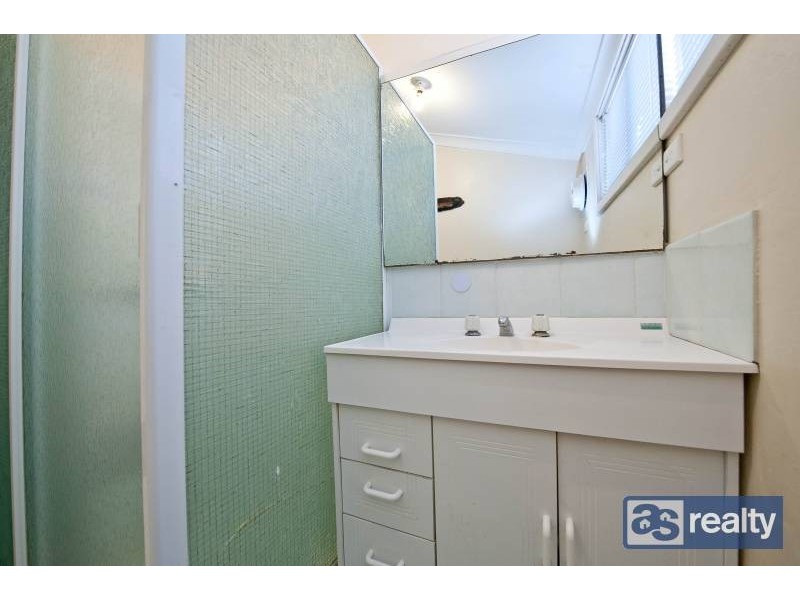 9 Priestley Street, Embleton WA 6062