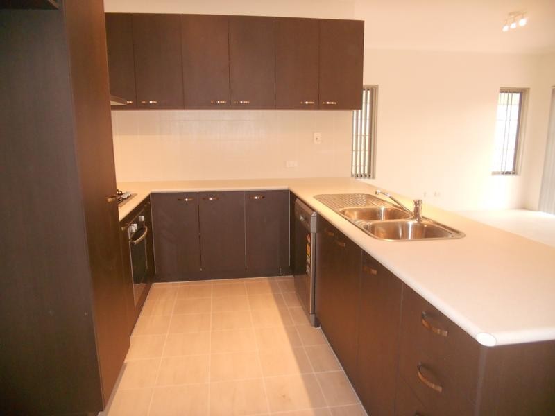 16 Priestley Street, Embleton WA 6062