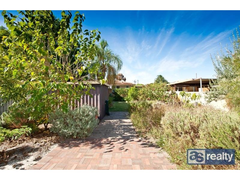 26 Cumberland Way, Bassendean WA 6054