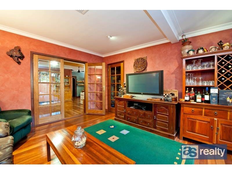 9 Toowong Street, Bayswater WA 6053