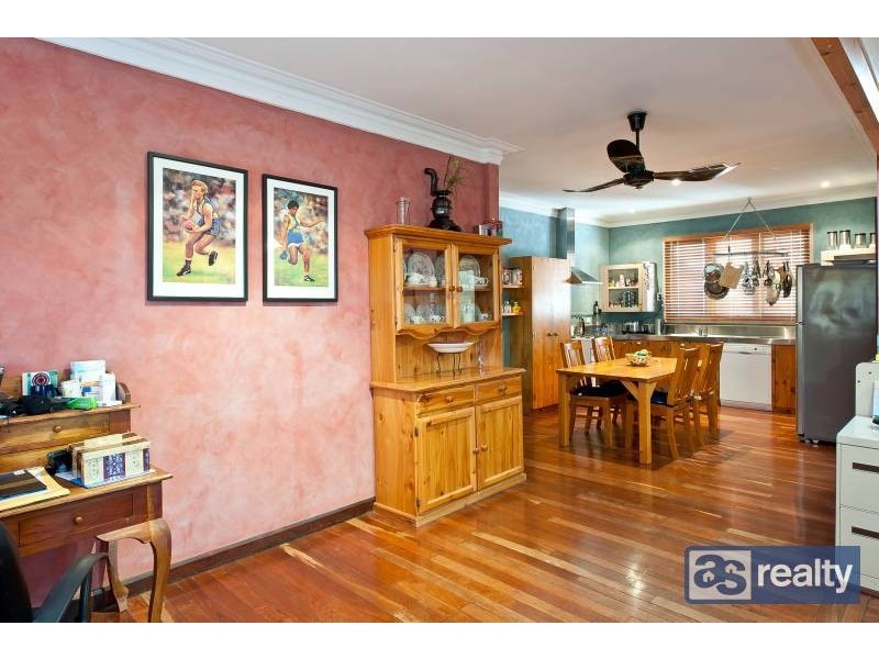 9 Toowong Street, Bayswater WA 6053