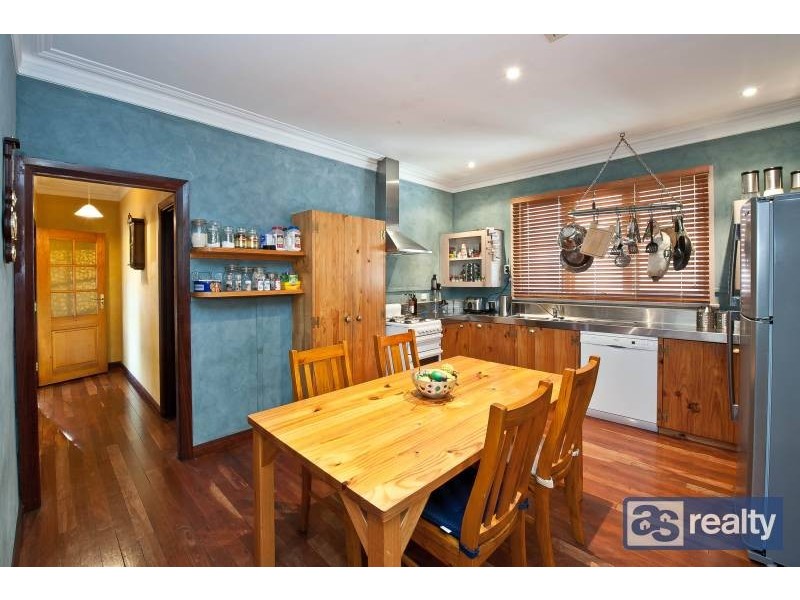 9 Toowong Street, Bayswater WA 6053