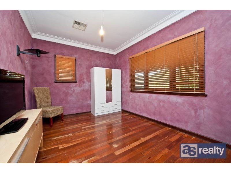 9 Toowong Street, Bayswater WA 6053