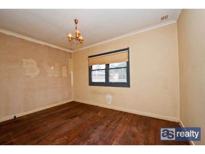 96 Collier Road, Embleton WA 6062