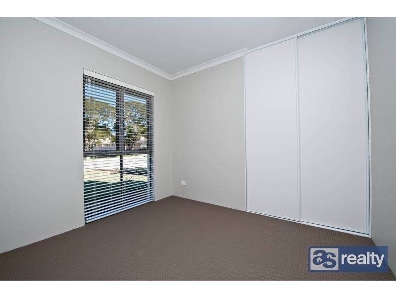 A/17 Sanderson Street, Embleton WA 6062