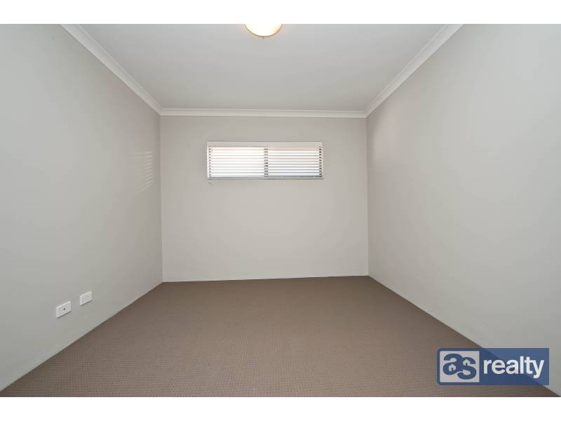 A/17 Sanderson Street, Embleton WA 6062