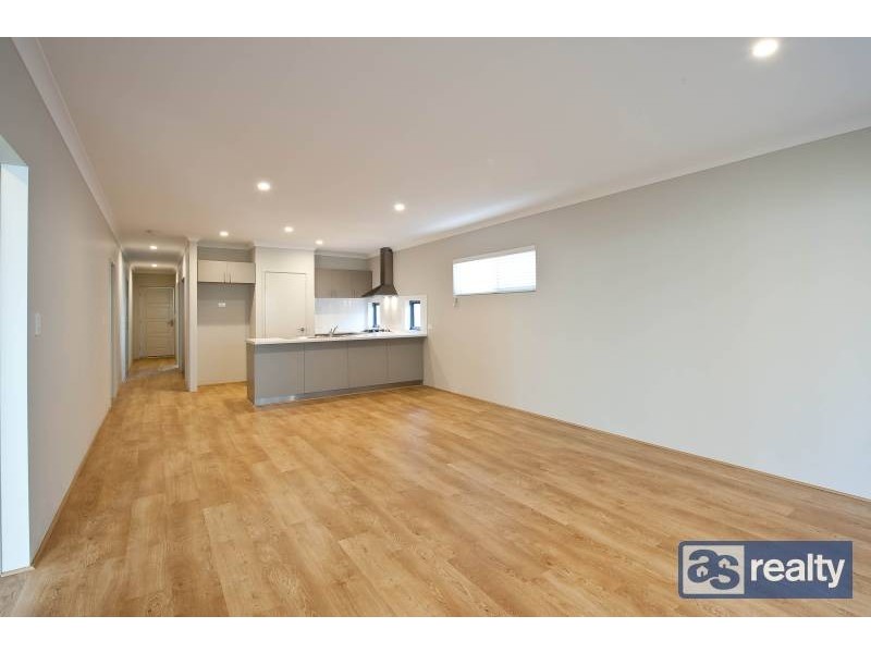 A/17 Sanderson Street, Embleton WA 6062