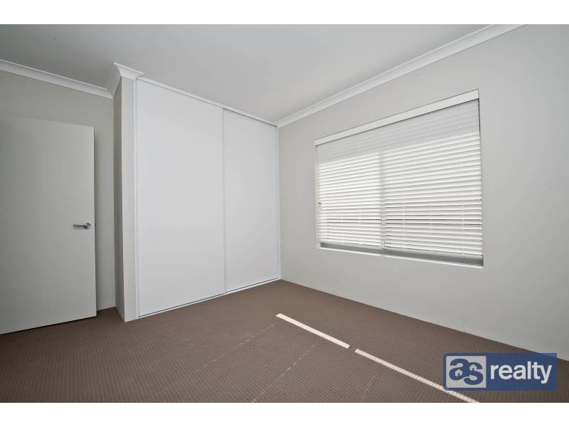 A/17 Sanderson Street, Embleton WA 6062