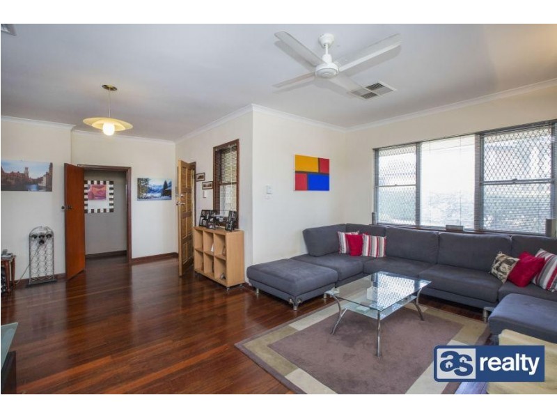 1 Doherty Street, Embleton WA 6062