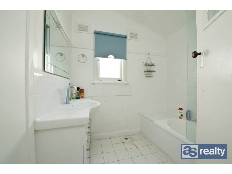 2 Francis Street, Bayswater WA 6053