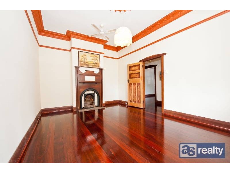 46 Grand Promenade, Bayswater WA 6053