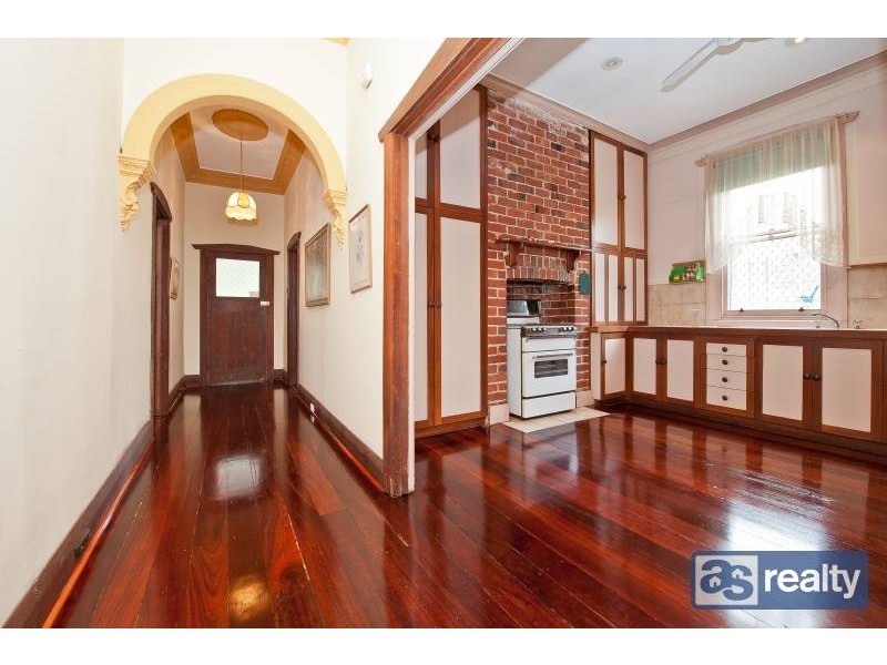 46 Grand Promenade, Bayswater WA 6053