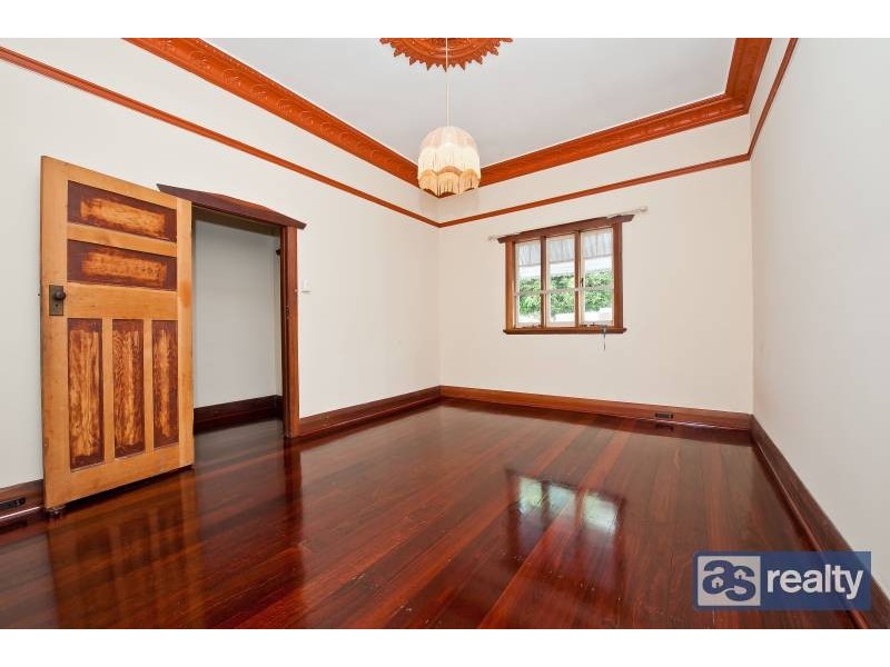 46 Grand Promenade, Bayswater WA 6053