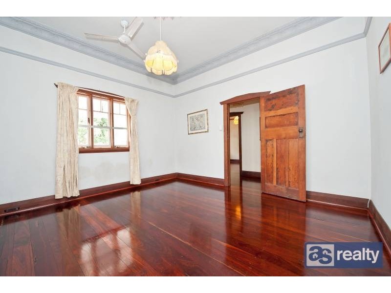 46 Grand Promenade, Bayswater WA 6053