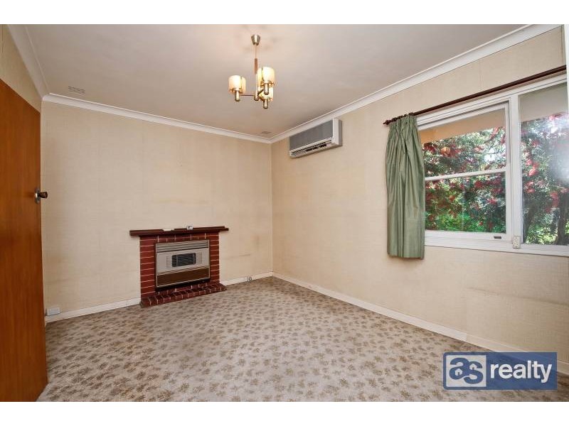 11 Grant Street, Embleton WA 6062