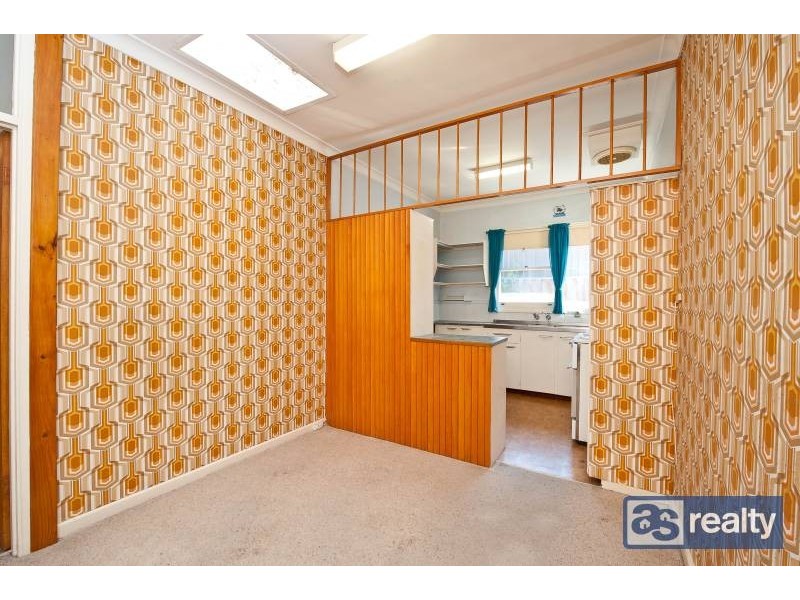 11 Grant Street, Embleton WA 6062