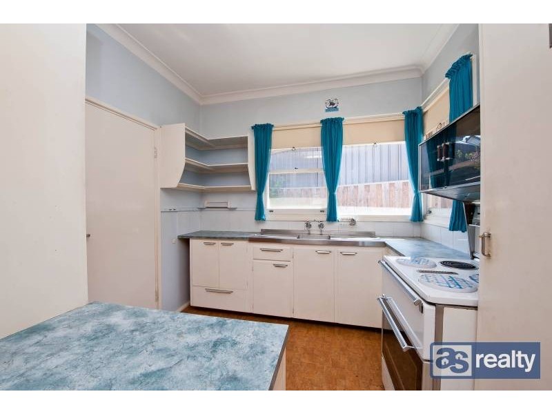 11 Grant Street, Embleton WA 6062