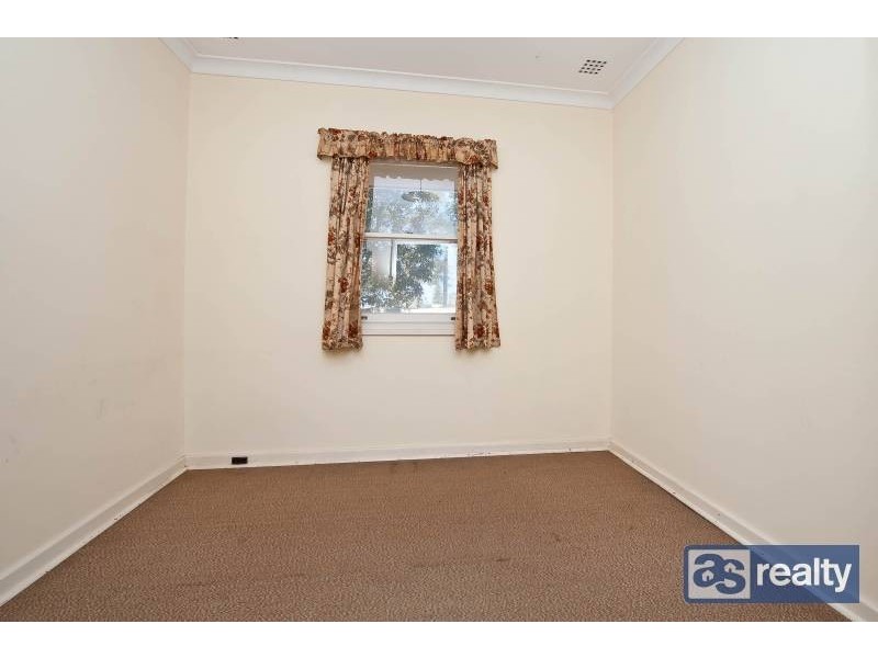 11 Grant Street, Embleton WA 6062