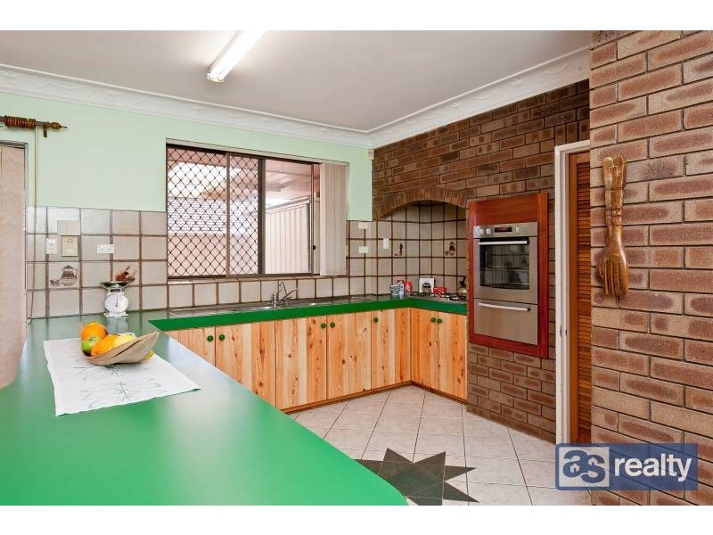 11 Doherty Street, Embleton WA 6062