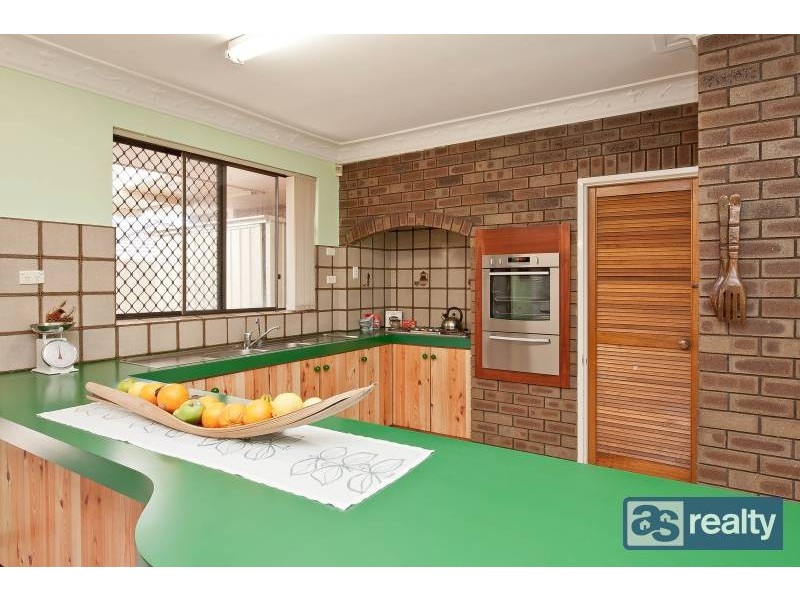 11 Doherty Street, Embleton WA 6062