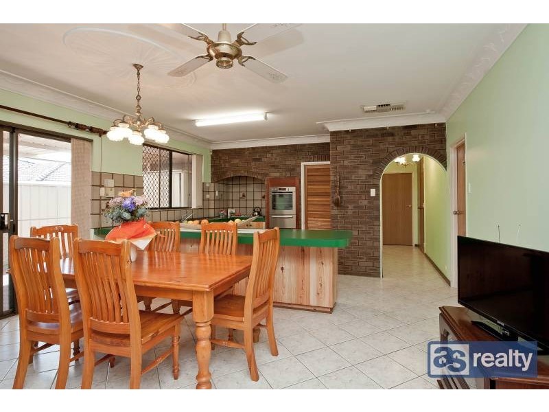 11 Doherty Street, Embleton WA 6062