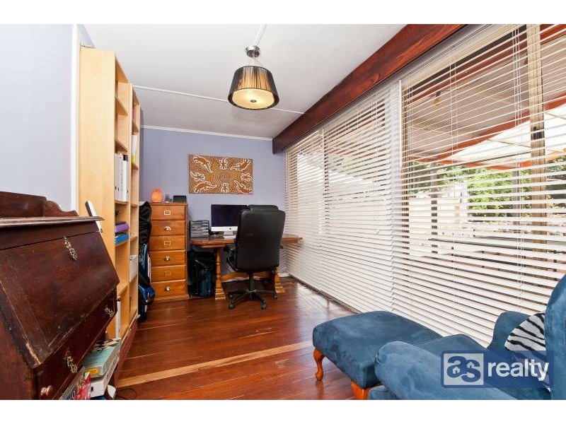 11 Aughton Street, Bayswater WA 6053