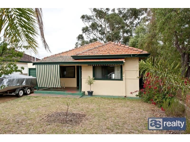 33 Hamilton St, Bayswater WA 6053