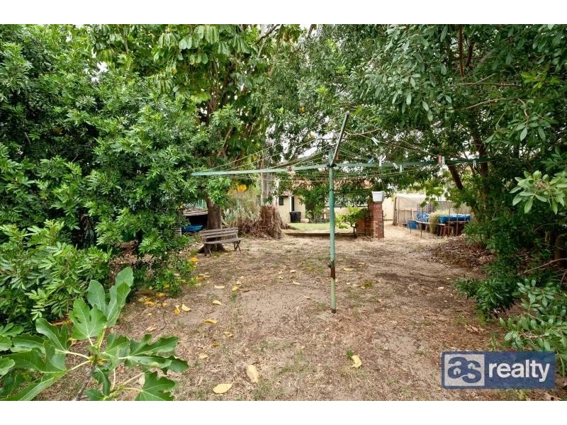 33 Hamilton St, Bayswater WA 6053