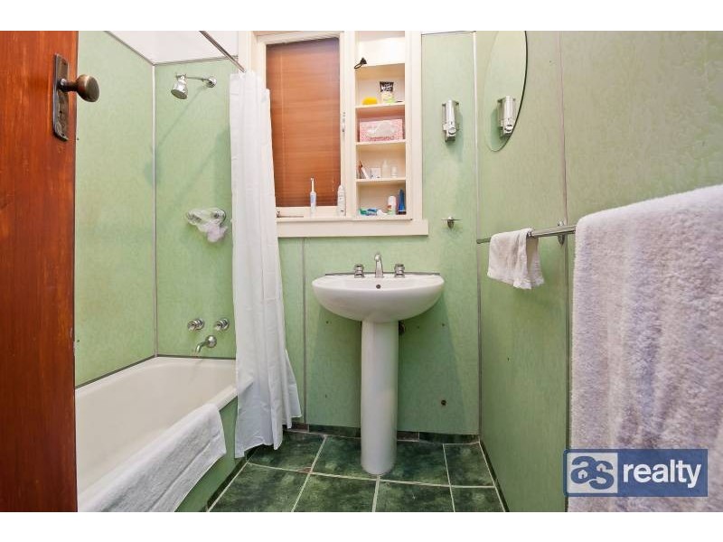 50 Maurice Street, Embleton WA 6062