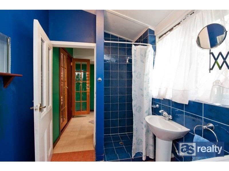 50 Maurice Street, Embleton WA 6062