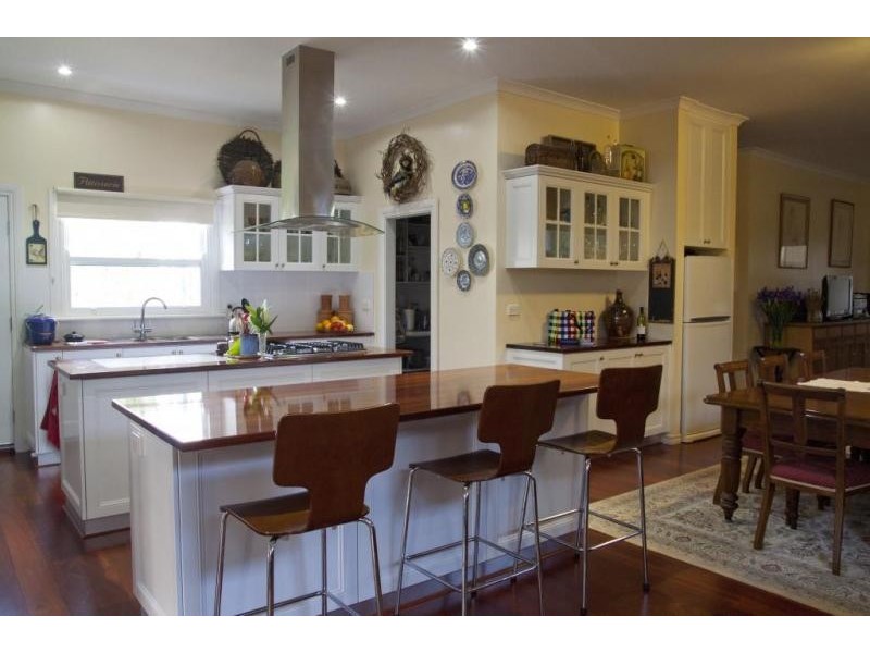 11 Cantlebury Road, Bayswater WA 6053