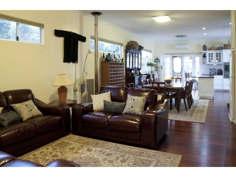 11 Cantlebury Road, Bayswater WA 6053