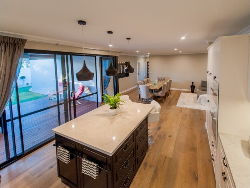 18 Grey Street, Bayswater WA 6053