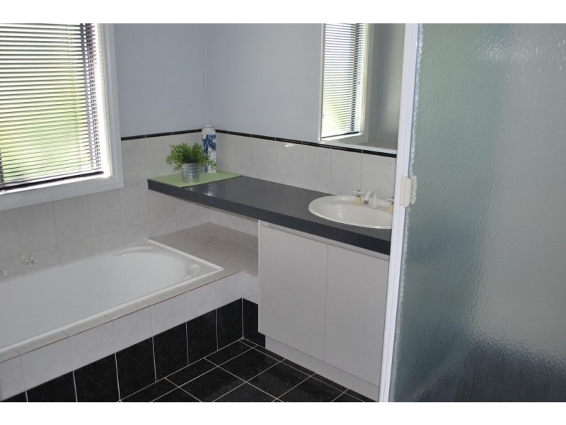 2A Skew Road, Bayswater WA 6053