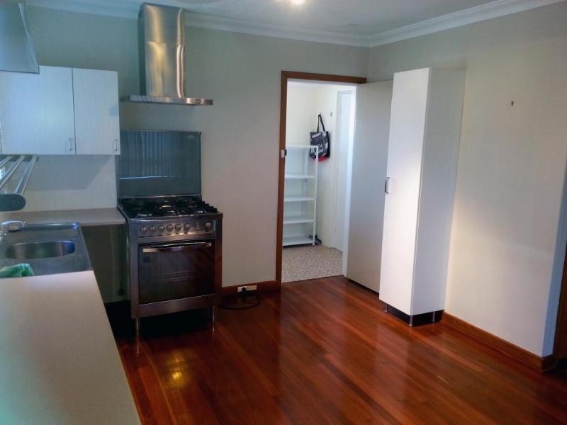 26 Cumberland Way, Bassendean WA 6054