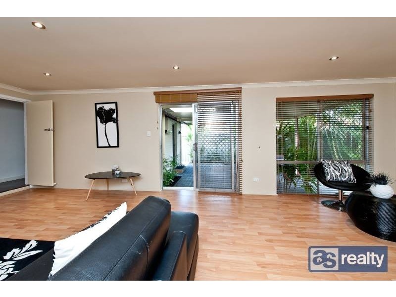 405 Coode Street, Dianella WA 6059