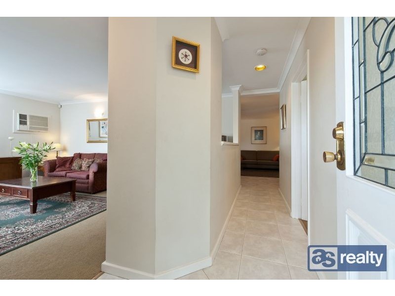 35 Ribble Place, Beechboro WA 6063