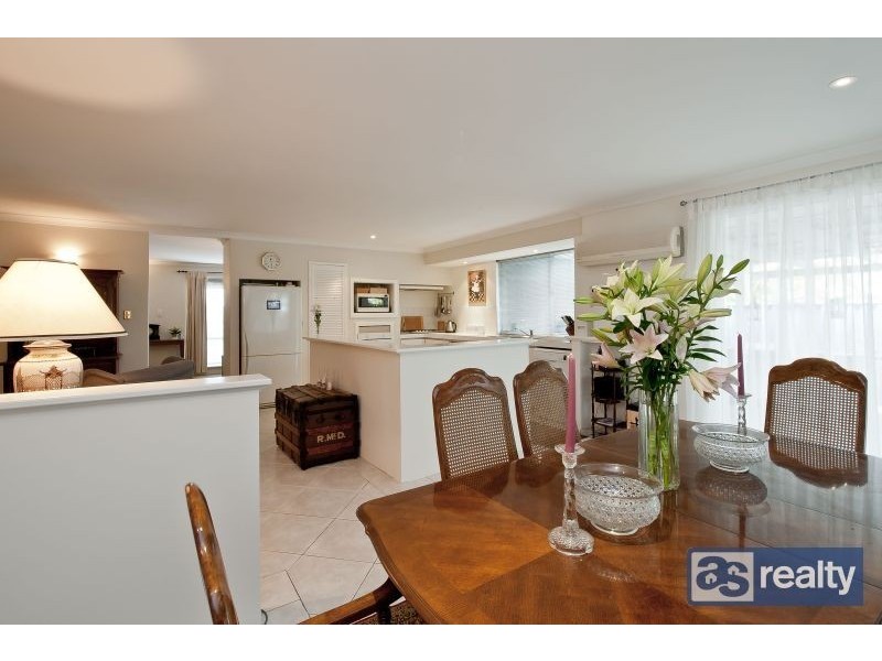 35 Ribble Place, Beechboro WA 6063