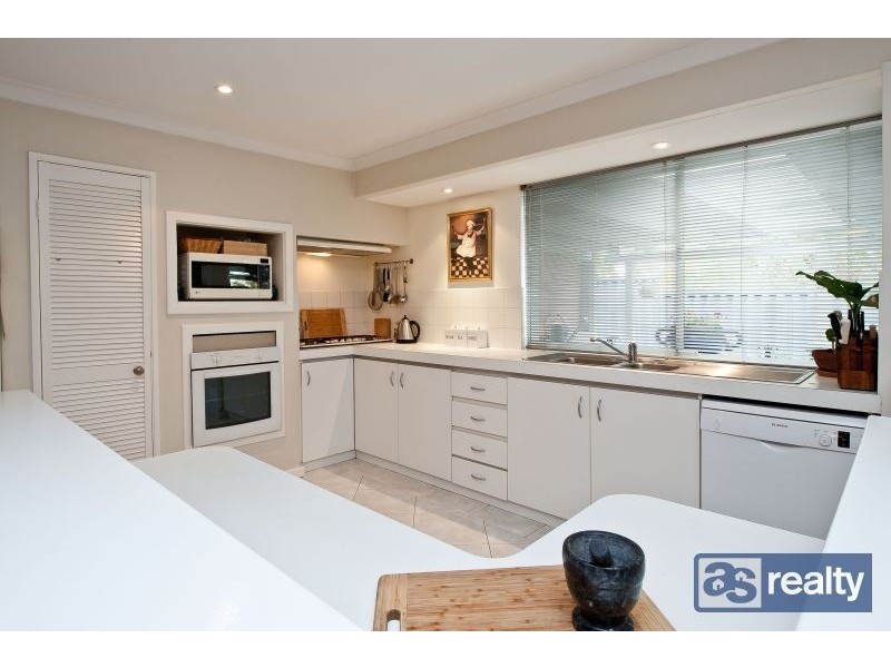 35 Ribble Place, Beechboro WA 6063