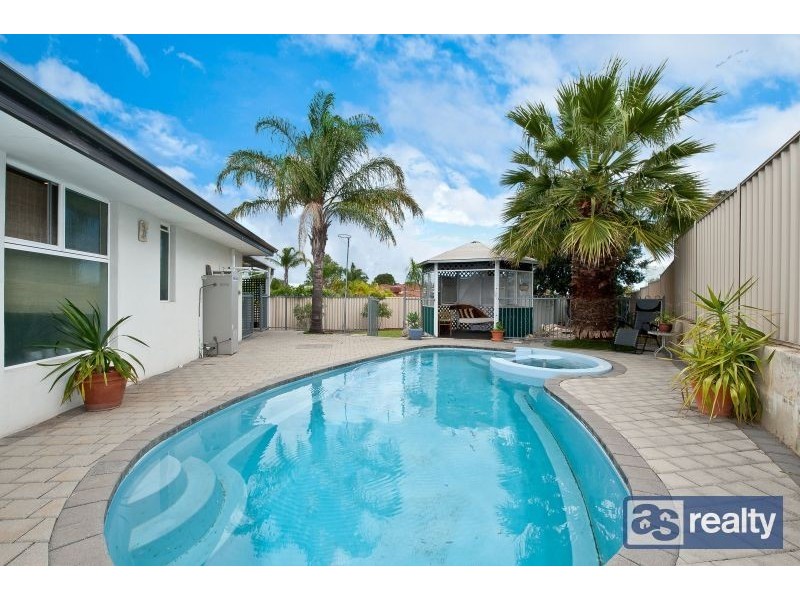 35 Ribble Place, Beechboro WA 6063