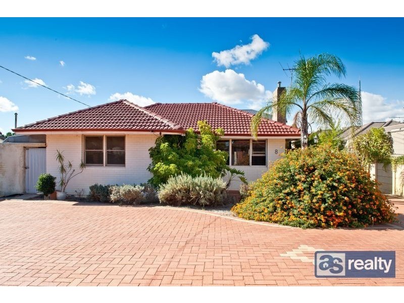 8 Towning Street, Embleton WA 6062