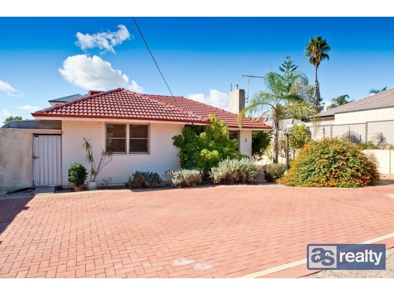 8 Towning Street, Embleton WA 6062