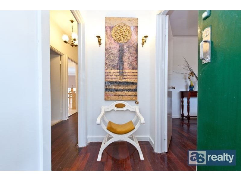 8 Towning Street, Embleton WA 6062