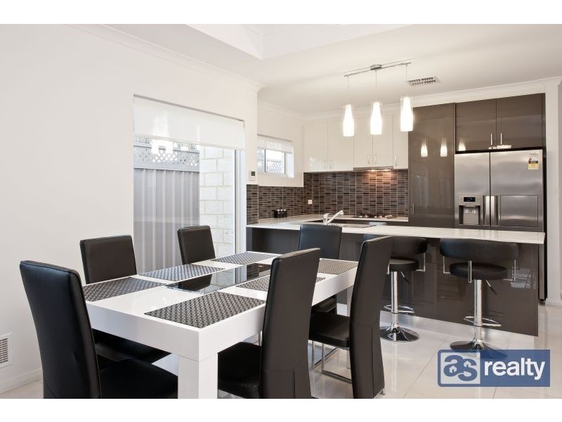 A/8 Redlands Street, Bayswater WA 6053