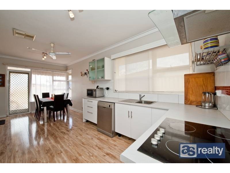 95 Collier Road, Embleton WA 6062