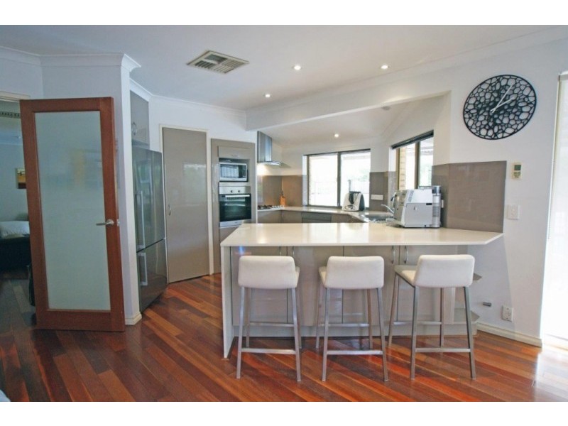 34 San Miguel Drive, Leeming WA 6149